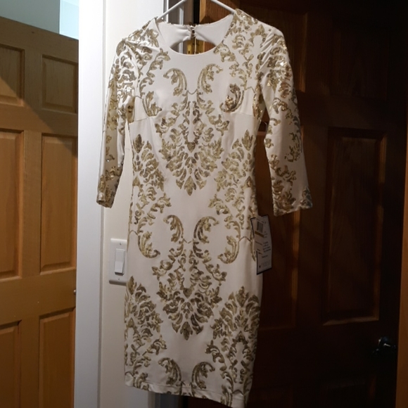 Party dress - Picture 1 of 4